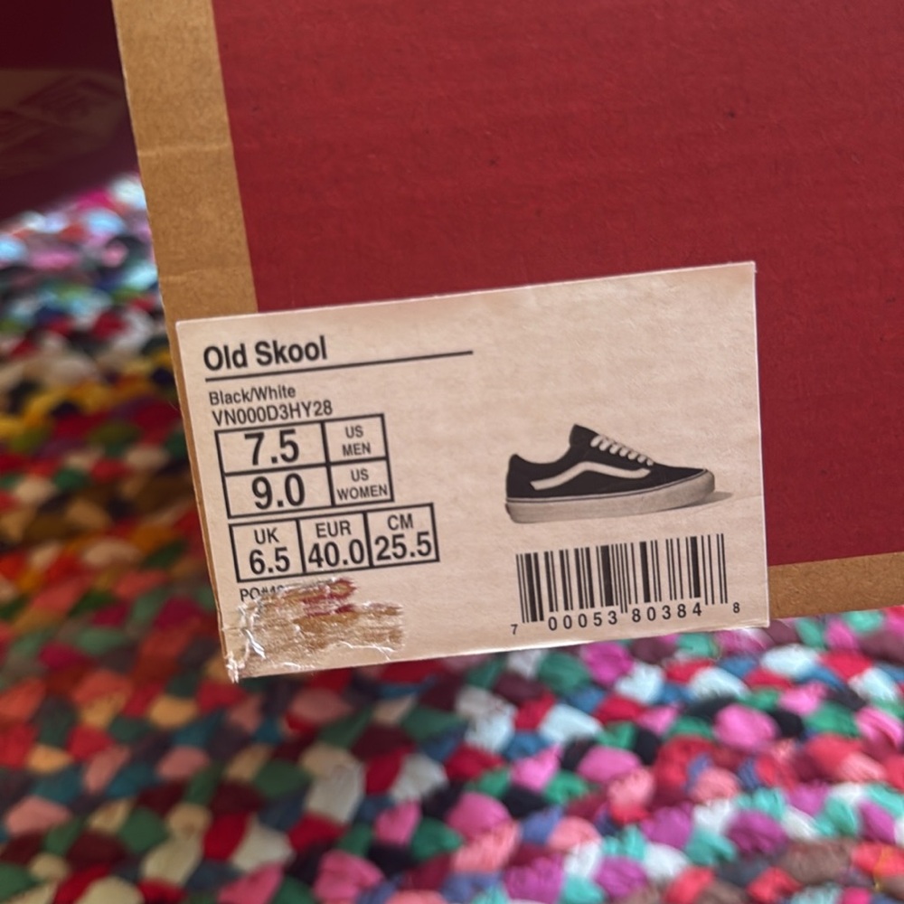 Vans Black and White Sneakers with Iconic Side Stripe - Picture 3 of 4